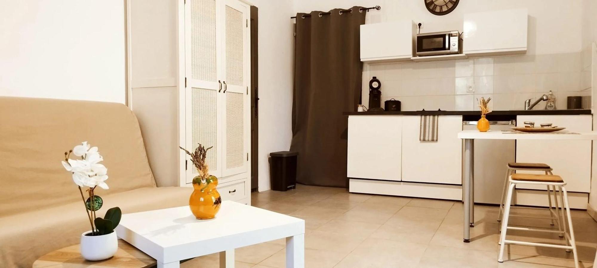 Studio Charmant Dans Un Ancien Moulin Pres D'Orange 30 M² Piscine Exterior photo